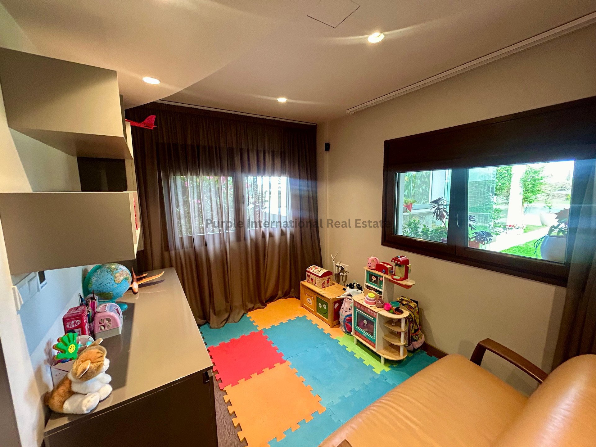 5 bedrooms Villa in Aradippou, Larnaka, Cyprus No. 56510