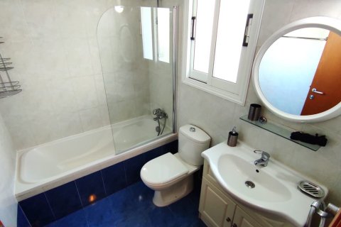 552m2 Propriété commerciale à Paphos,  No. 47769 9