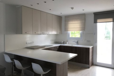 2 bedrooms Apartment in Limassol,  No. 38485