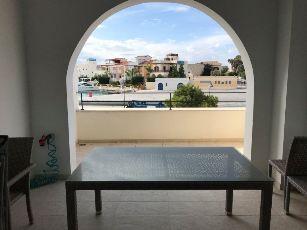 2 bedrooms Apartment in Limassol, Cyprus No. 38485