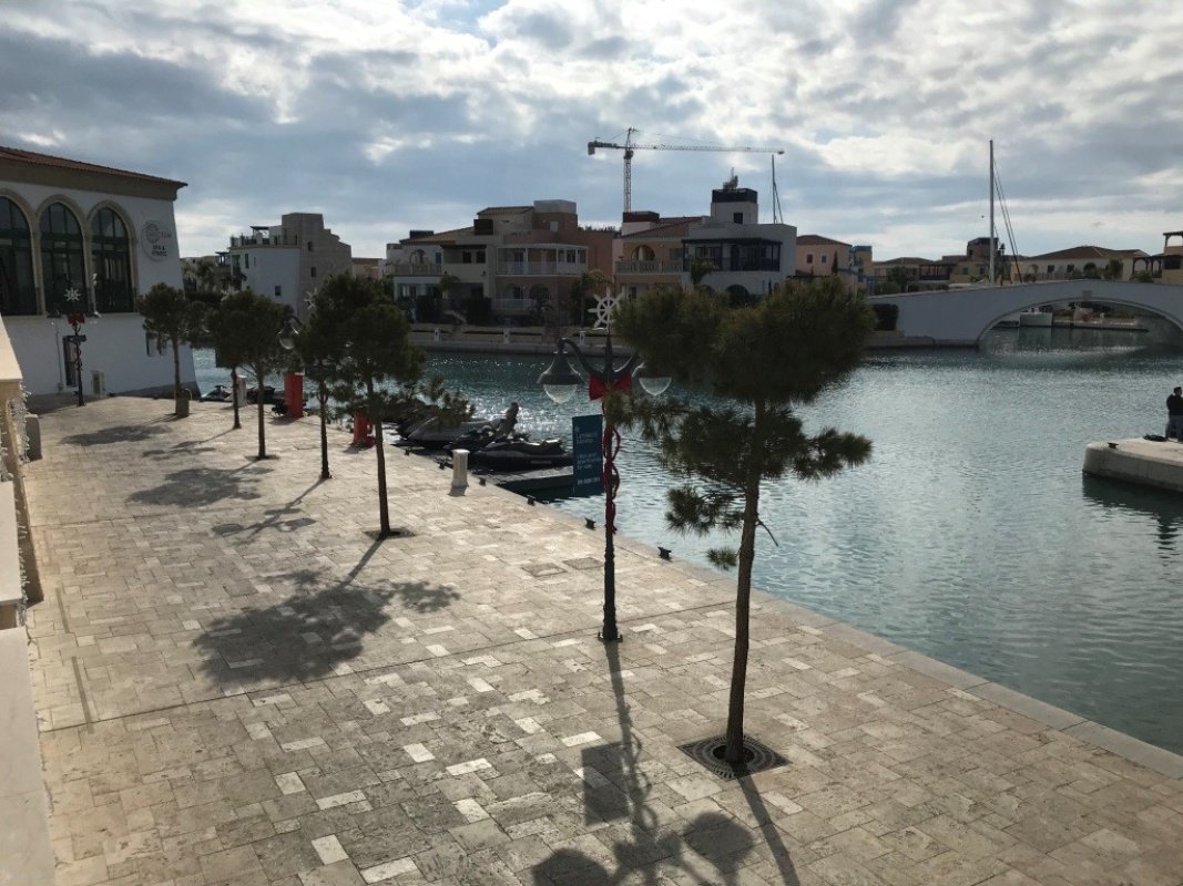 2 bedrooms Apartment in Limassol, Cyprus No. 38485