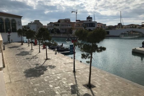 2 bedrooms Apartment in Limassol,  No. 38485 14