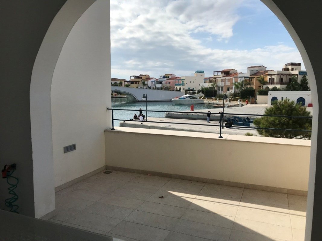 2 bedrooms Apartment in Limassol, Cyprus No. 38485