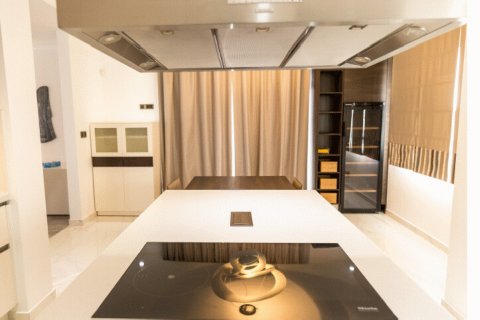 5 dormitorios Apartamento en Limassol,  No. 38486 4