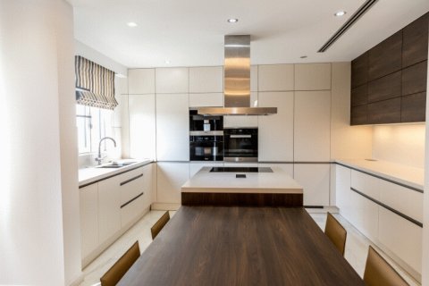 5 dormitorios Apartamento en Limassol,  No. 38486 5