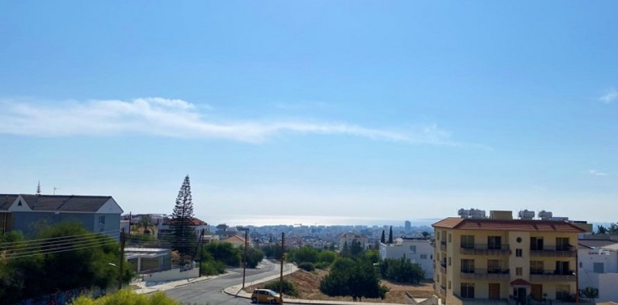 3 bedrooms Apartment in Limassol,  No. 38487