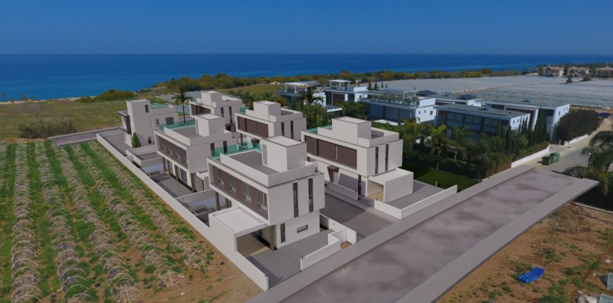 4 bedrooms Villa in Protaras, Ammochostos,  No. 48725