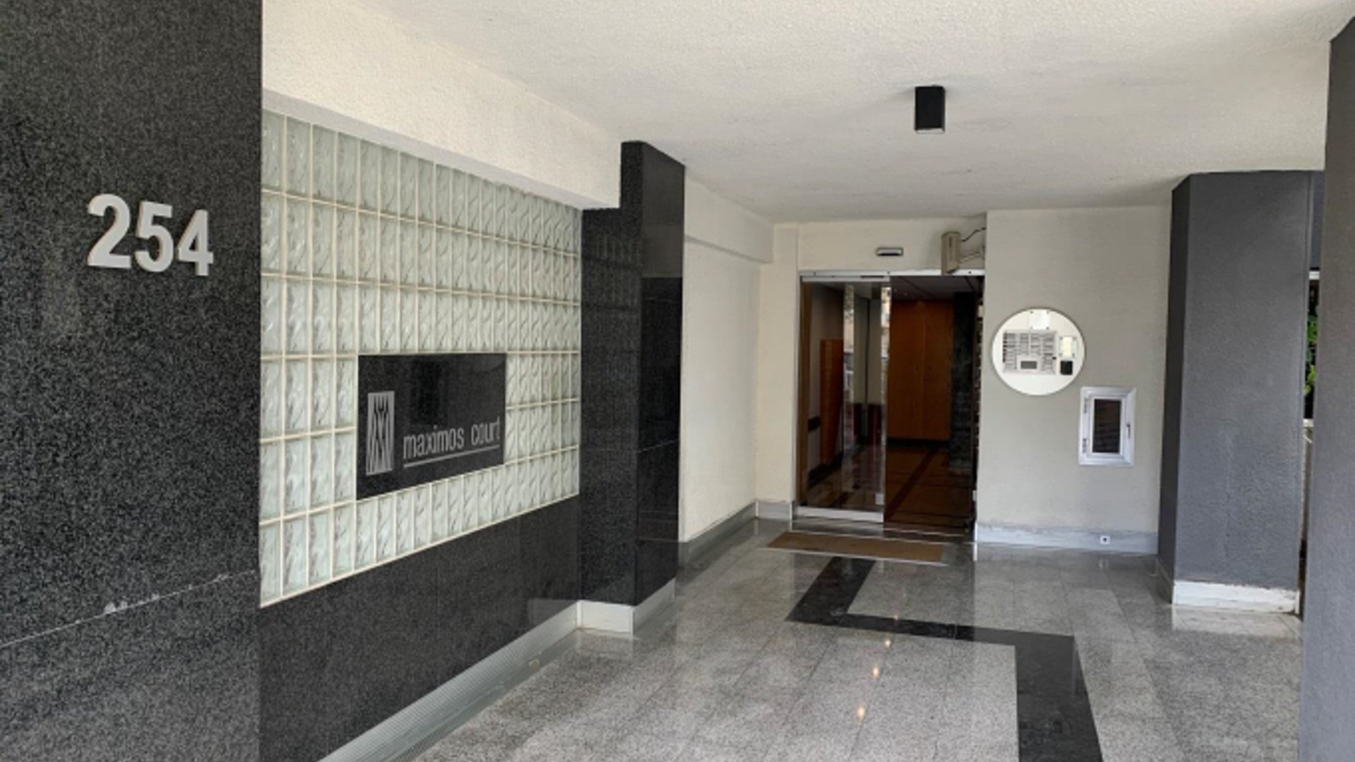 400m2 Office in Limassol, Cyprus No. 27398