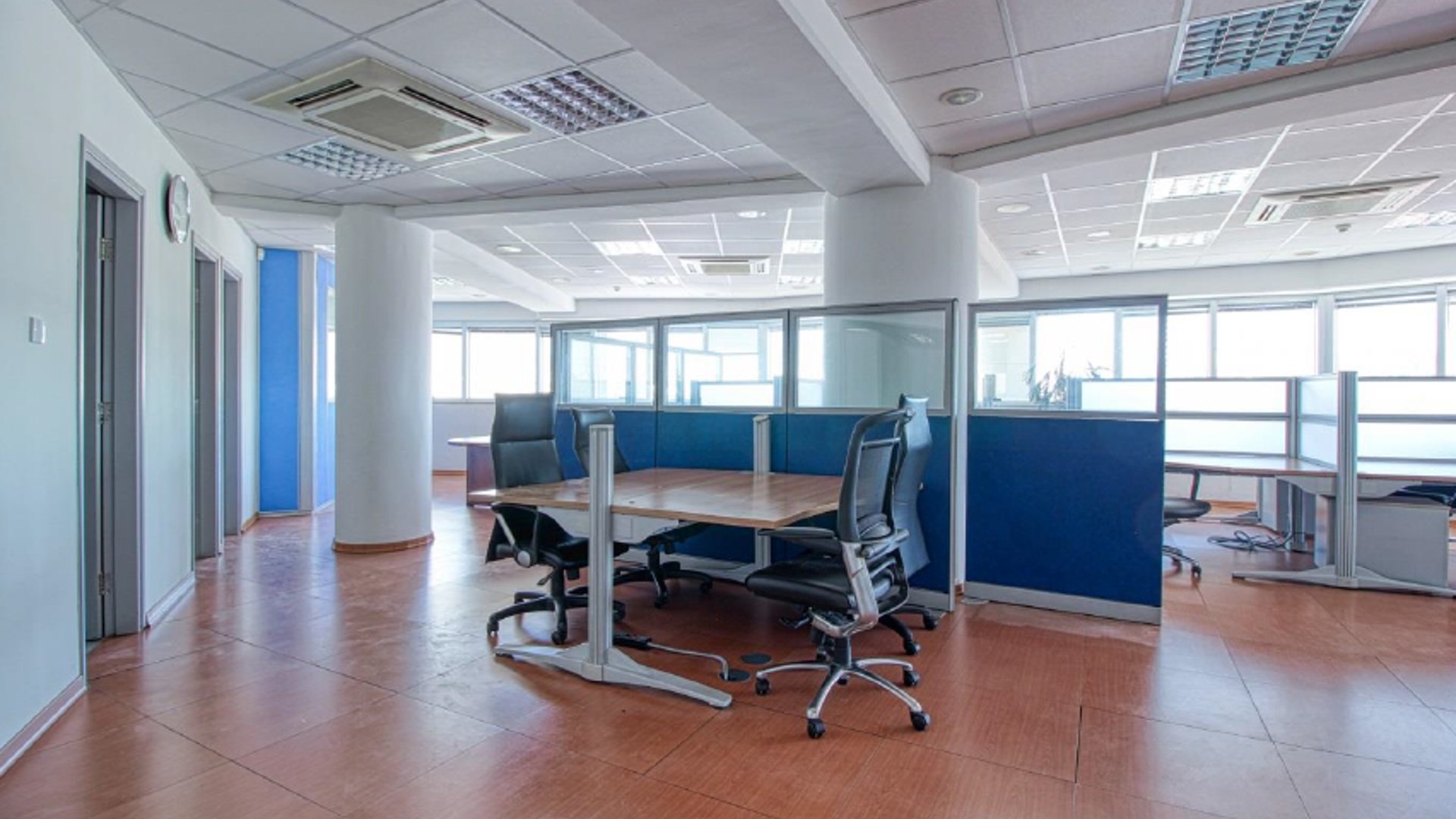 180m2 Office in Limassol, Cyprus No. 27399