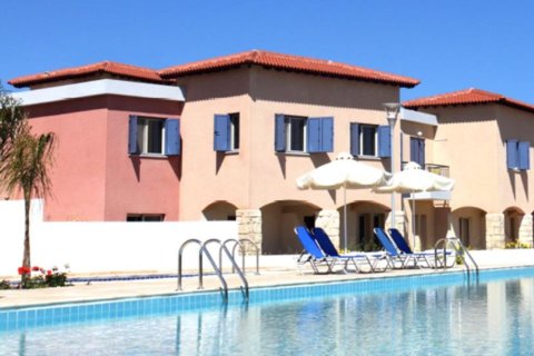 3 bedrooms Townhouse in Neo Chorio, Paphos,  No. 49248