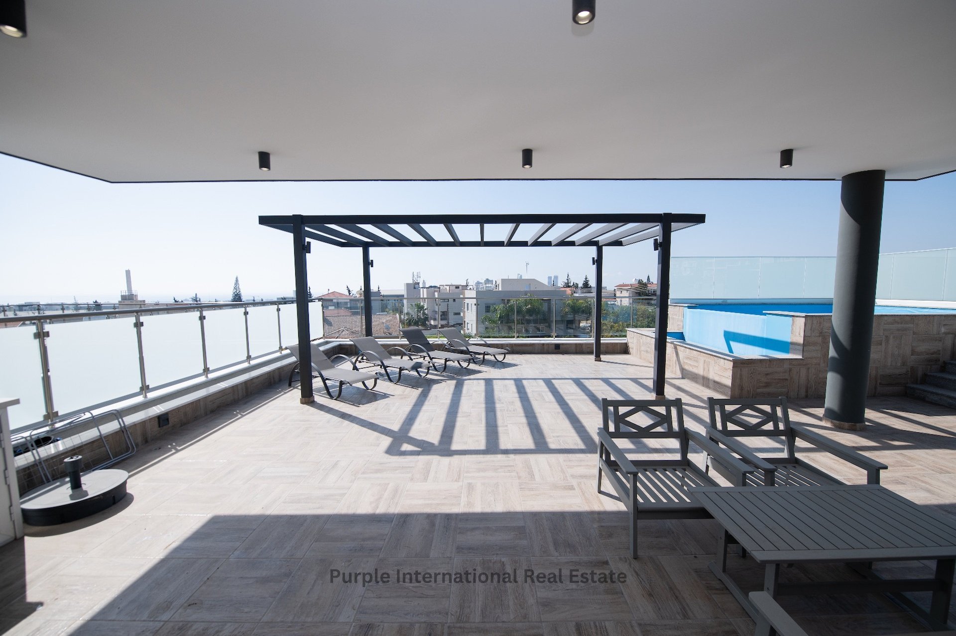 3 bedrooms Apartment in Germasogeia, Limassol, Cyprus No. 36962