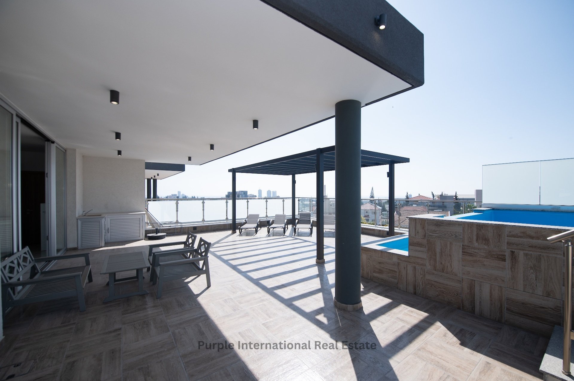 3 bedrooms Apartment in Germasogeia, Limassol, Cyprus No. 36962