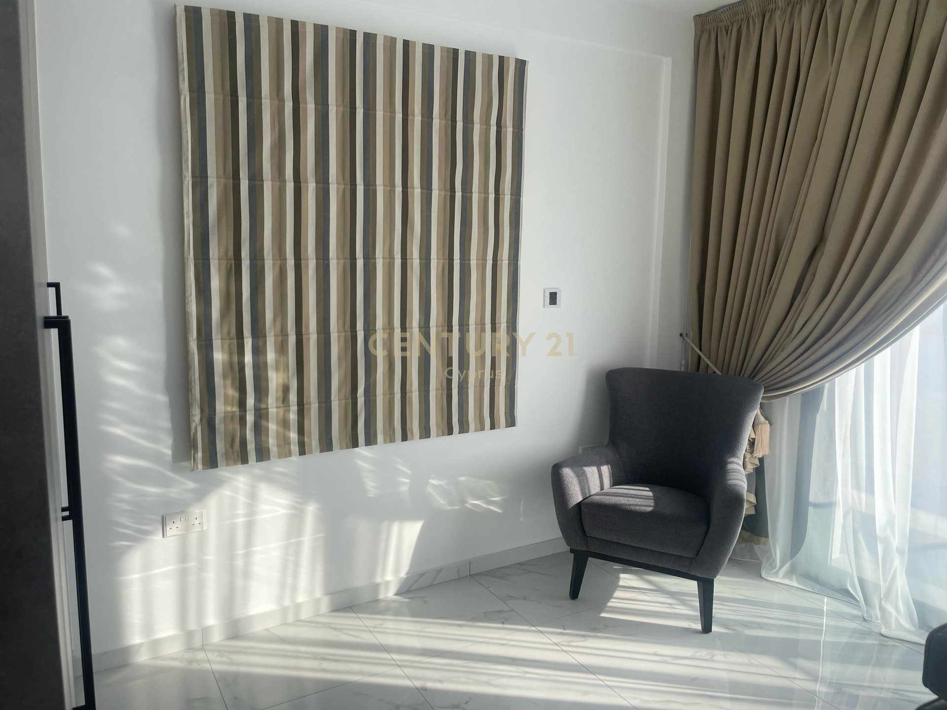 2 bedrooms Penthouse in Zakaki, Limassol, Cyprus No. 56061