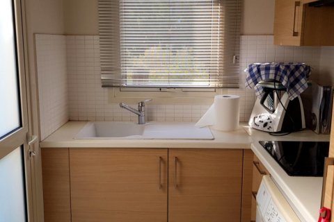 5 bedrooms Villa in Limassol,  No. 38410 4