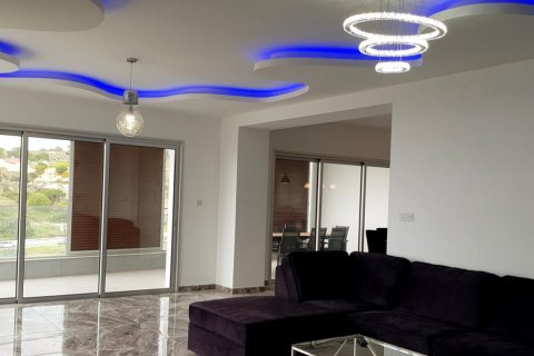 1050m2 Local comercial en Limassol, No. 38406 2