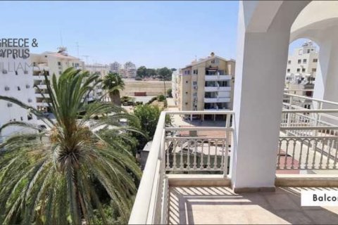 3 bedrooms Apartment in Larnaca, Larnaka,  No. 50022 12