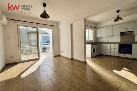 3 bedrooms Apartment in Larnaca, Larnaka,  No. 50022 3