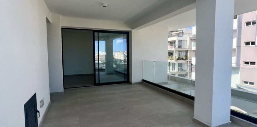 2 bedrooms Apartment in Larnaca, Larnaka,  No. 50026