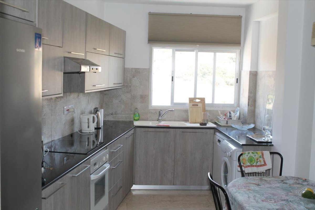 3 bedrooms Apartment in Limassol, Cyprus No. 38319