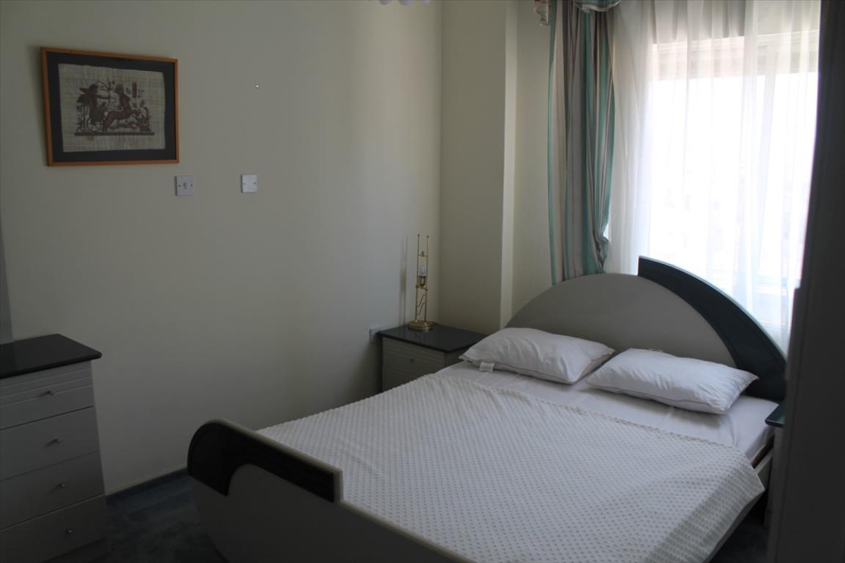 3 bedrooms Apartment in Limassol, Cyprus No. 38319