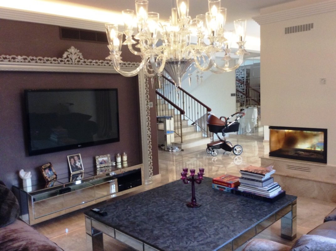 4 bedrooms Villa in Limassol, Cyprus No. 38314