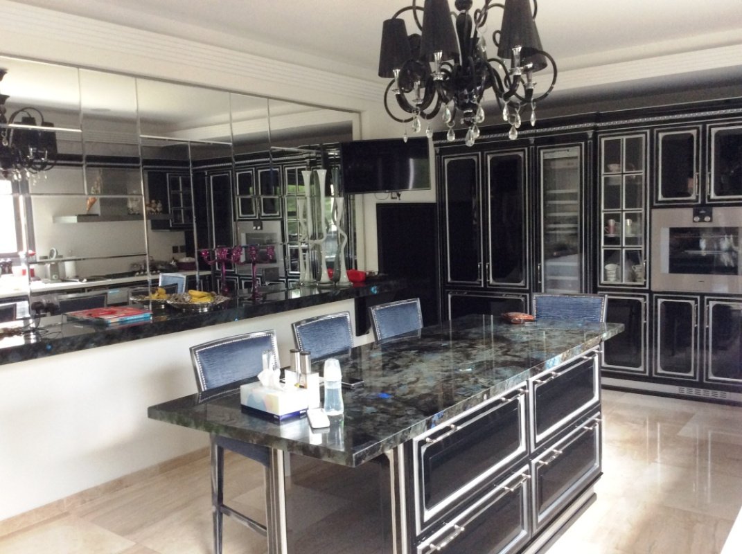4 bedrooms Villa in Limassol, Cyprus No. 38314