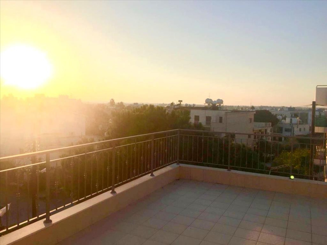 7 chambres Villa à Nicosia, Chypre No. 38315
