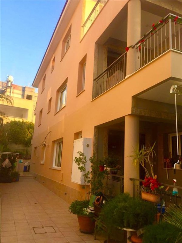 7 chambres Villa à Nicosia, Chypre No. 38315
