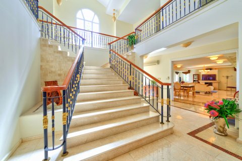 Вилла студия в Лимассол, Лимасол,  № 38317 5