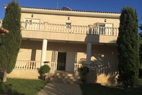 Studio Villa in Limassol,  No. 38318 6