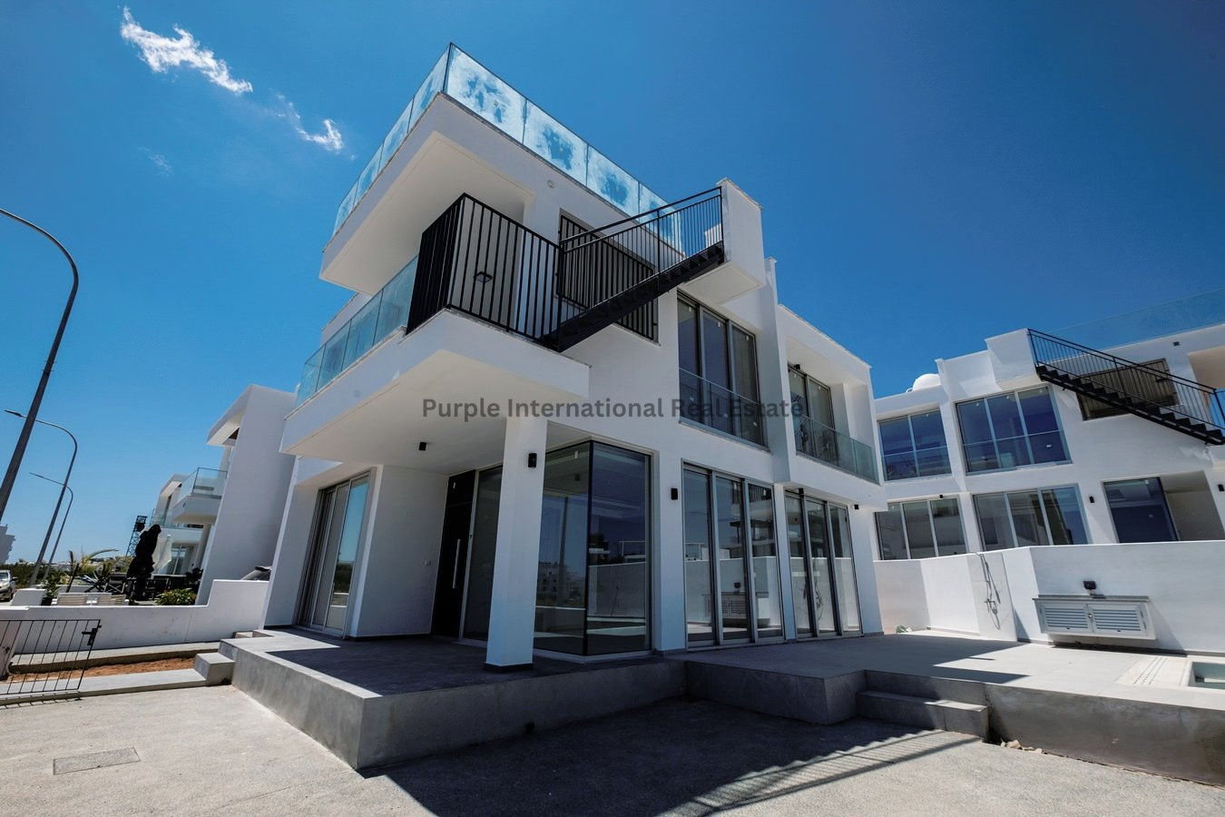 4 bedrooms Villa in Protaras, Ammochostos, Cyprus No. 7596