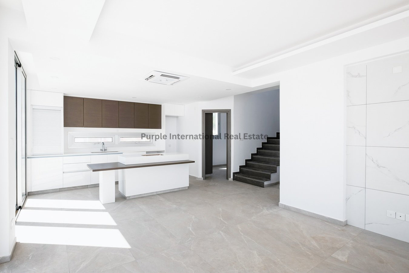 4 bedrooms Villa in Protaras, Ammochostos, Cyprus No. 7596