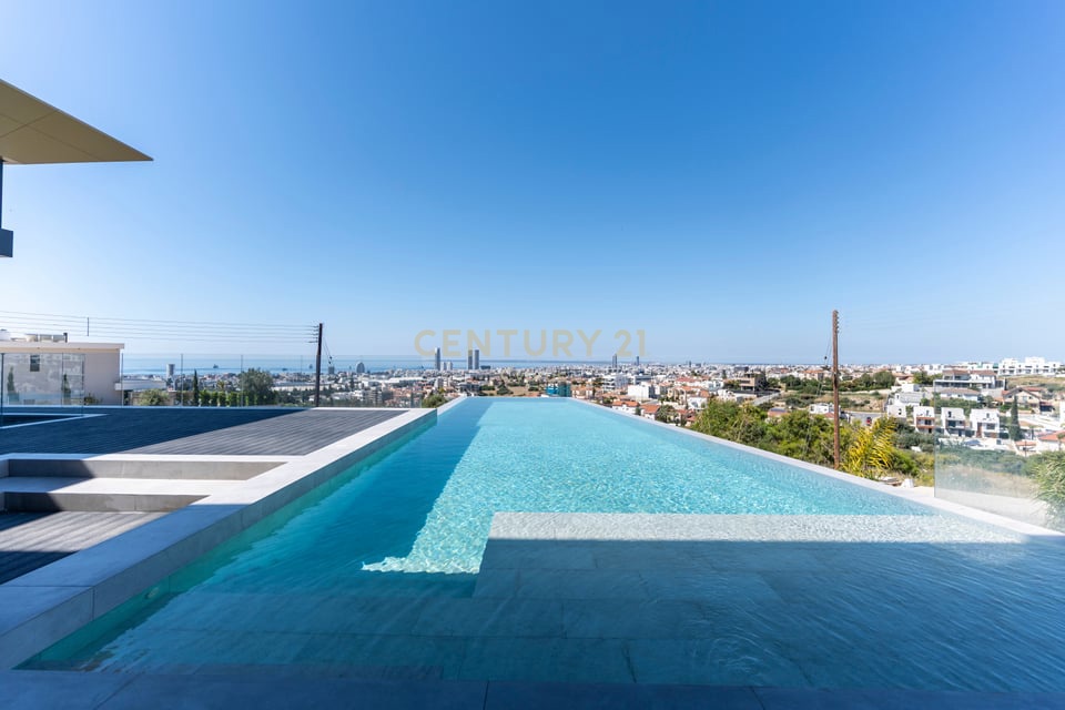 6 dormitorios Villa en Germasogeia, Limassol, Chipre No. 55226