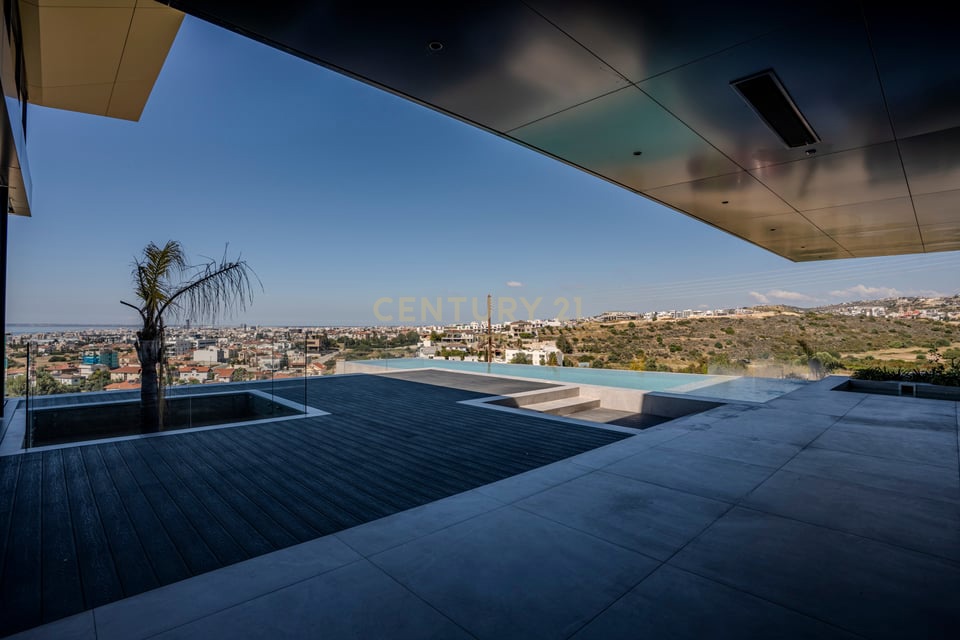 6 dormitorios Villa en Germasogeia, Limassol, Chipre No. 55226