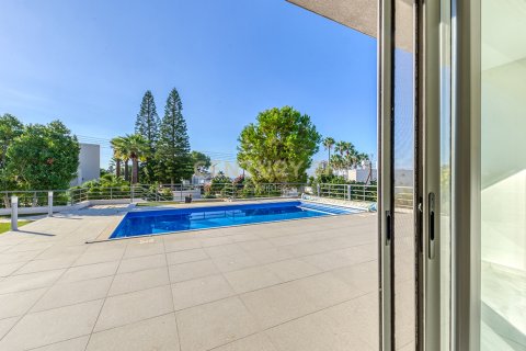 4 dormitorios Villa en Agios Tychonas, Limassol, No. 55225 13