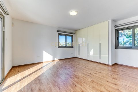4 dormitorios Villa en Agios Tychonas, Limassol, No. 55225 7