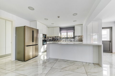 4 dormitorios Villa en Agios Tychonas, Limassol, No. 55225 5