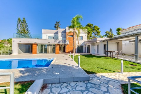 4 dormitorios Villa en Agios Tychonas, Limassol,  No. 55225