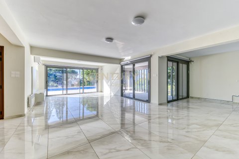 4 dormitorios Villa en Agios Tychonas, Limassol, No. 55225 3