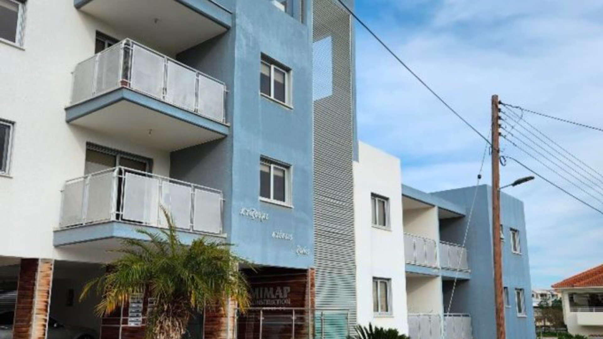 876m2 Edificio en Nicosia, Chipre No. 26954