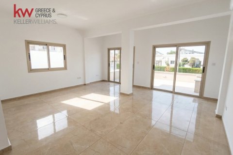 3 chambres Maison de Ville à Strovolos, Nicosia, No. 50300 3