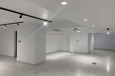Офис 310м2 в Лимассол, Лимасол,  № 53398 9
