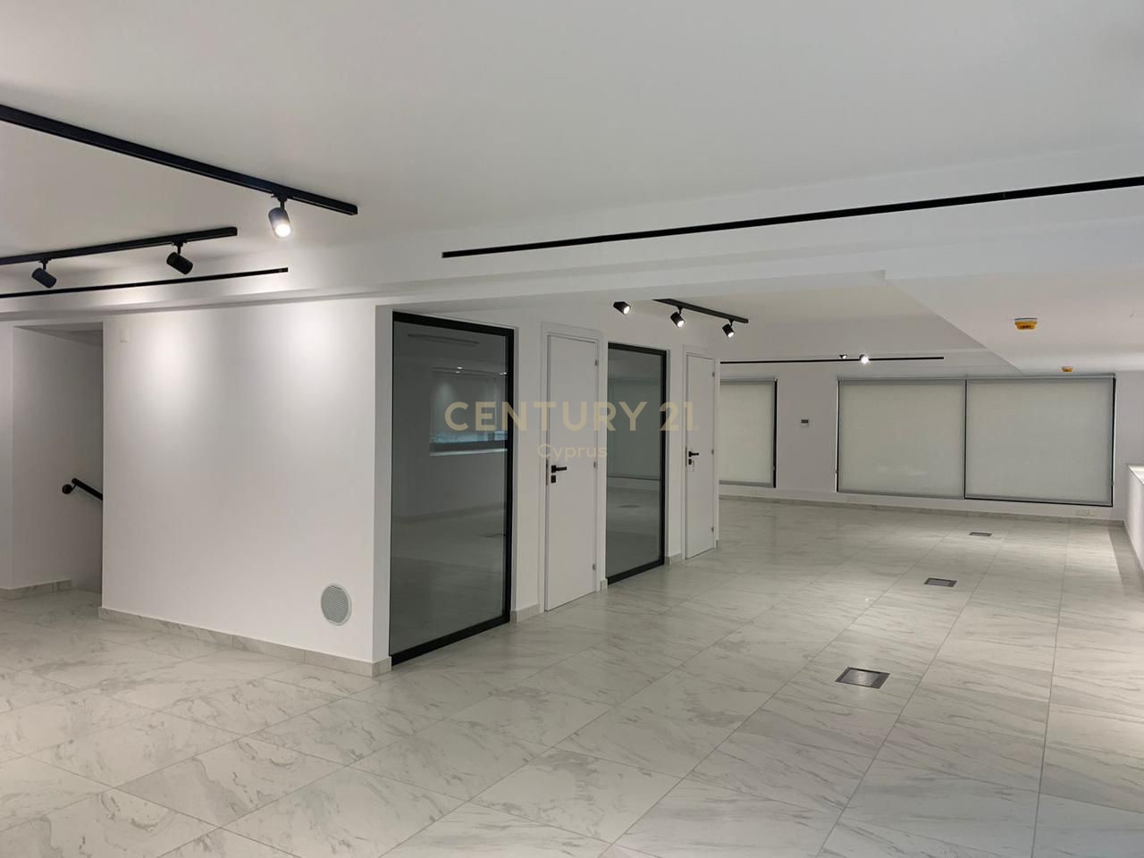 310m2 Bureau à Limassol, Chypre No. 53398