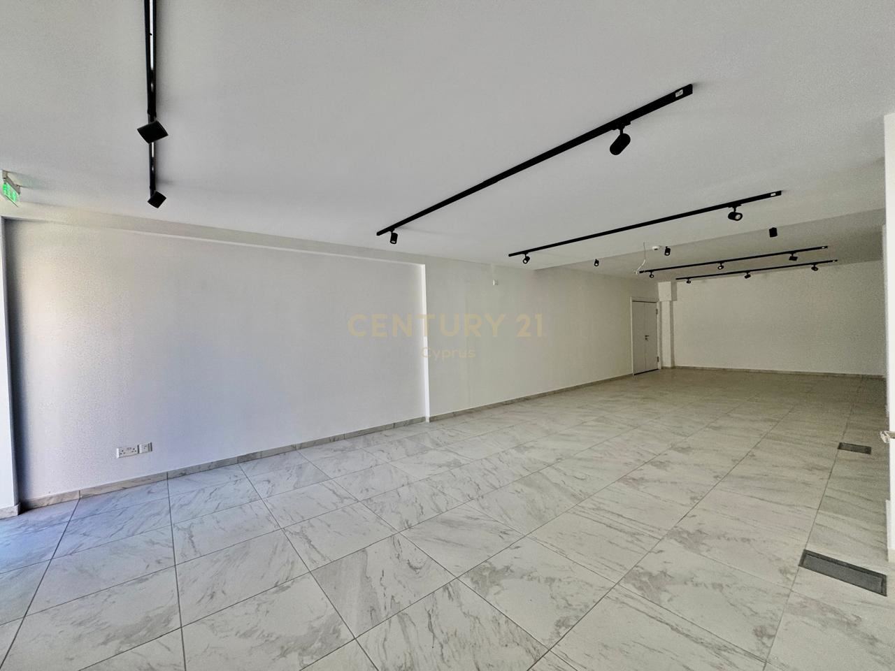 310m2 Bureau à Limassol, Chypre No. 53398
