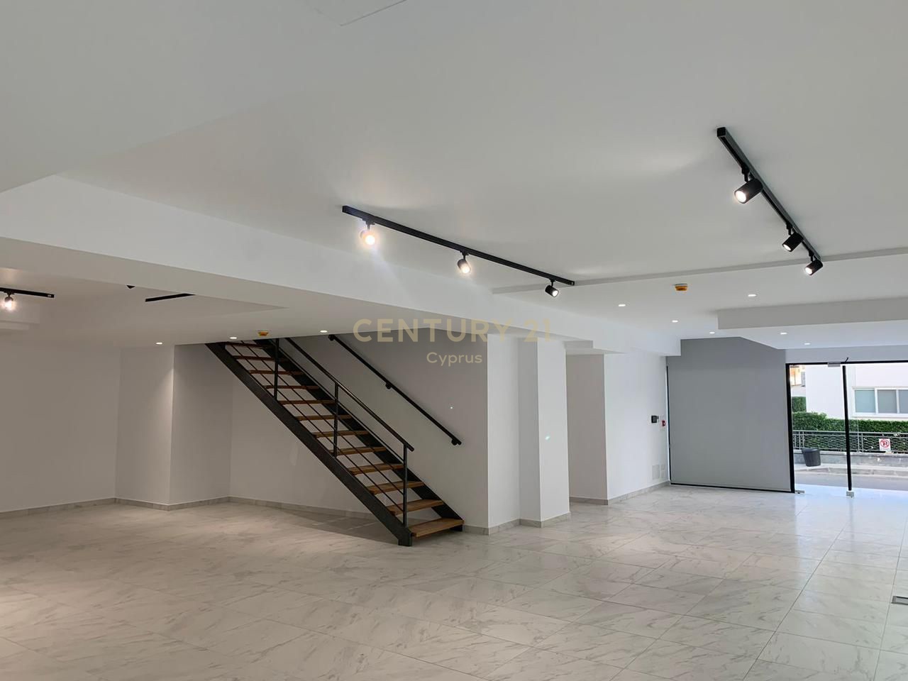 310m2 Bureau à Limassol, Chypre No. 53398