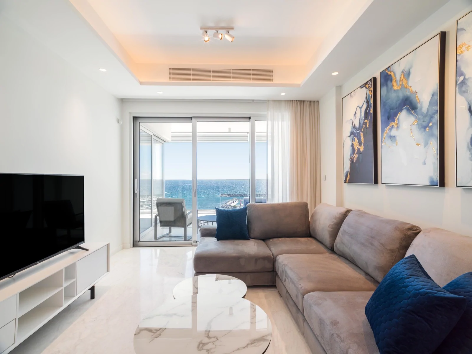 2 bedrooms Apartment in Agios Tychonas, Limassol, Cyprus No. 29559