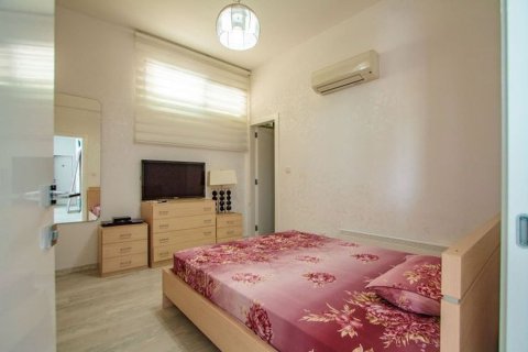 5 bedrooms Villa in Agios Tychonas, Limassol, No. 45471 15