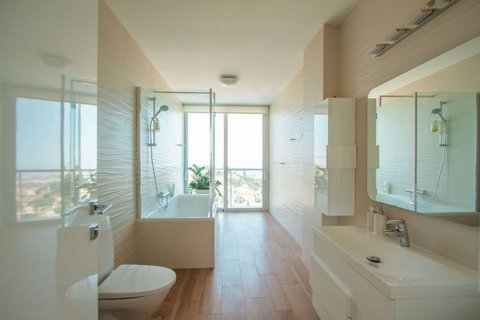 5 bedrooms Villa in Agios Tychonas, Limassol, No. 45471 16