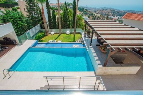 5 bedrooms Villa in Agios Tychonas, Limassol, No. 45471 19