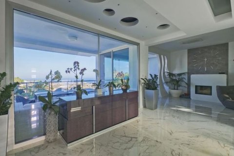 5 bedrooms Villa in Agios Tychonas, Limassol, No. 45471 12